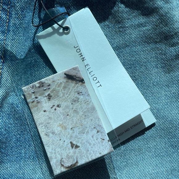 NWT JOHN ELLIOTT STELLA HIGH RISE AND STRAIGHT FAIRFAX JEANS SIZE 25 LIGHT DENIM - Picture 9 of 13